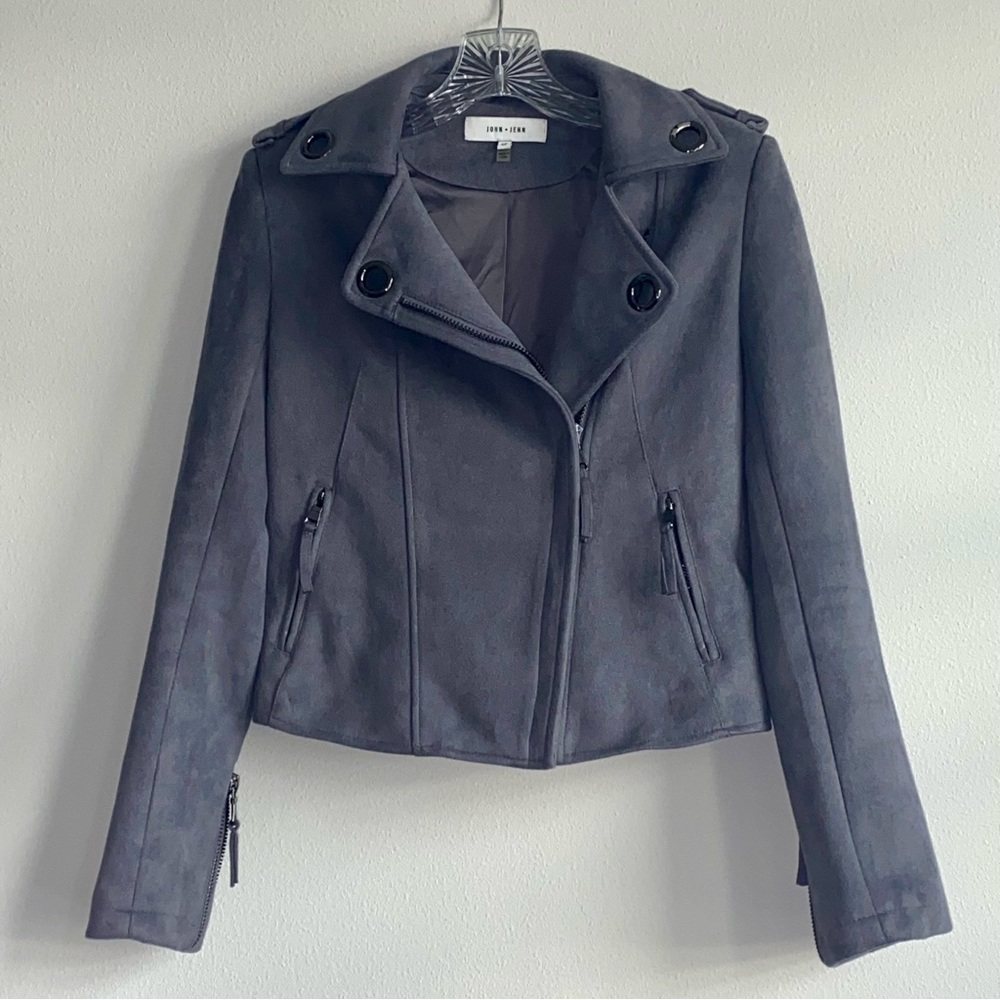 John + Jenn Faux Suede Moto Jacket Size Small in Gray w/ Black Hardware